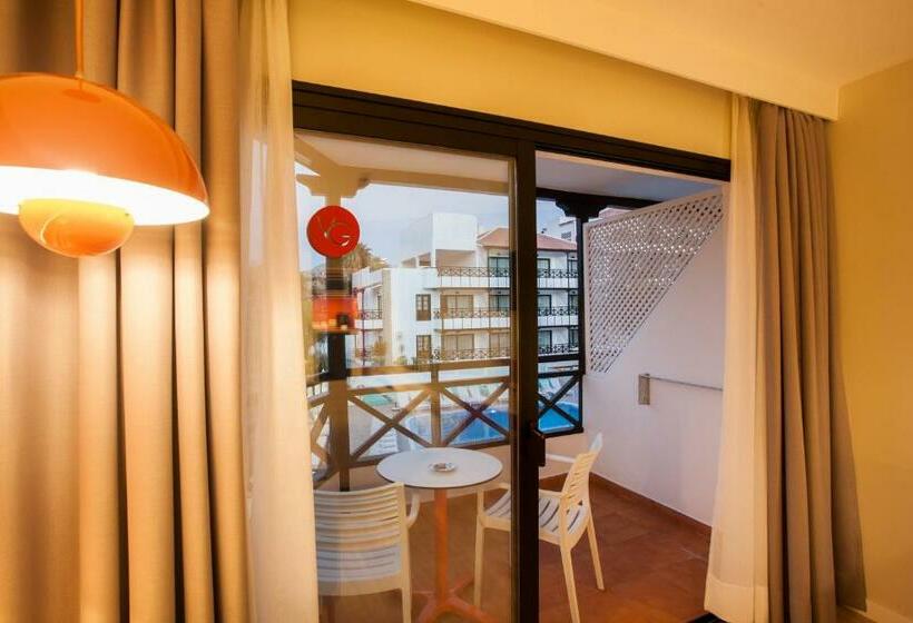 Номер Стандарт Вид на Бассейн, Vanilla Garden Boutique Hotel   Adults Only