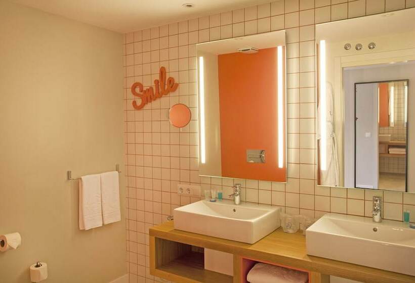 Люкс Повышенной Комфортности, Vanilla Garden Boutique Hotel   Adults Only