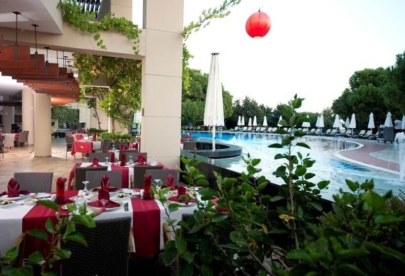 Номер Economy, Limak Atlantis Deluxe Hotel Belek