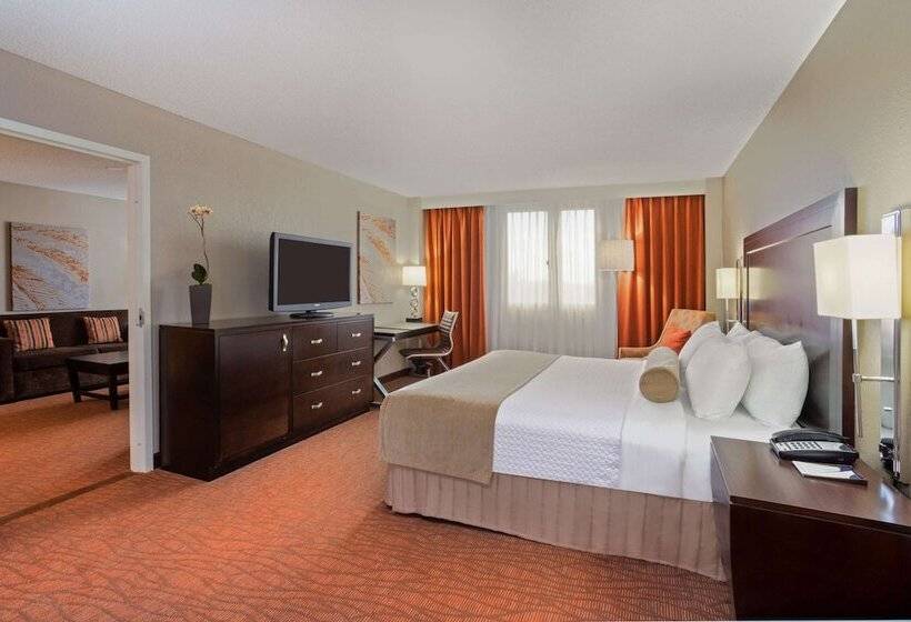 Quarto deluxe, Sonesta Miami Airport