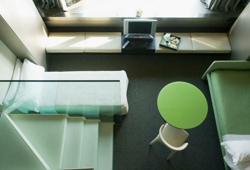 Люкс, Unahotels T Hotel Cagliari
