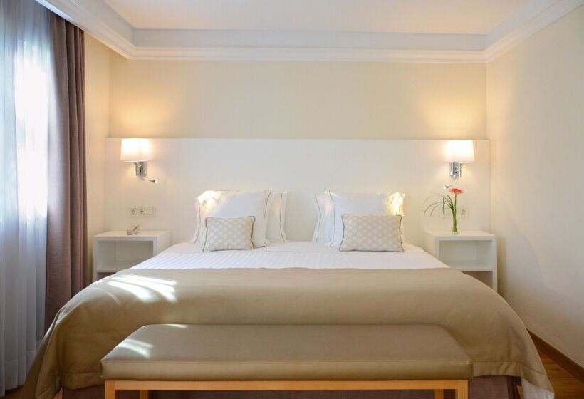 سوییت جونیور با چشم‌انداز استخر, Alua Suites Fuerteventura  All Inclusive