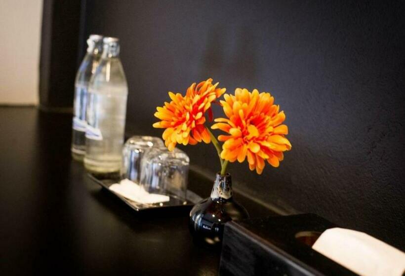 Номер Deluxe, B Black Hotel Chonburi