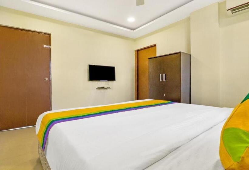 اتاق استاندارد, Itsy Hotels Carnival Inn
