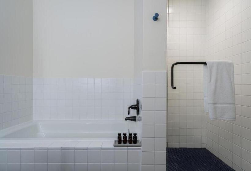Suite Junior, Hu Hotel Memphis