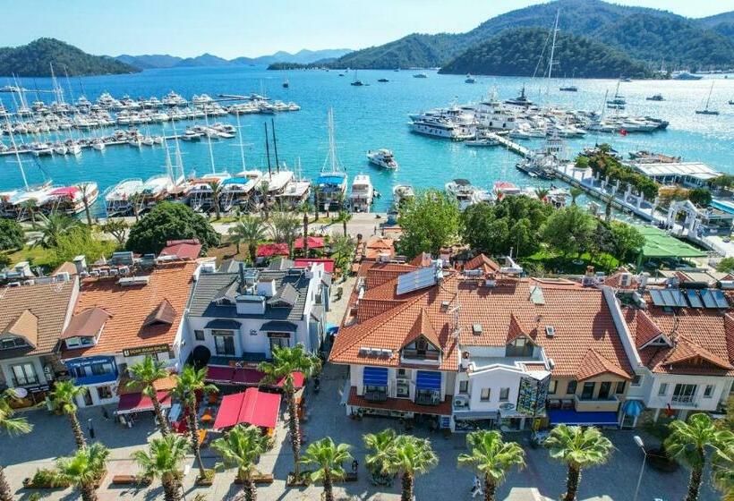 Номер Стандарт Вид на Море, Gocek Unlu