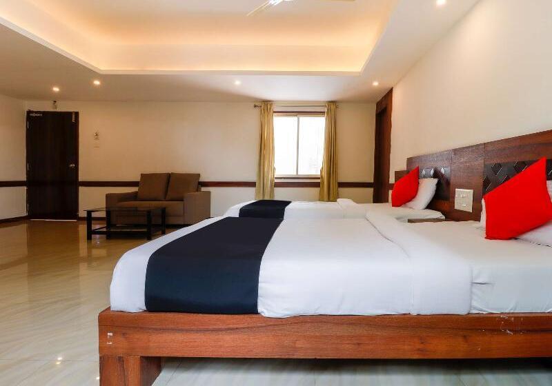 豪华三人间, Capital O Sai Arya Residency