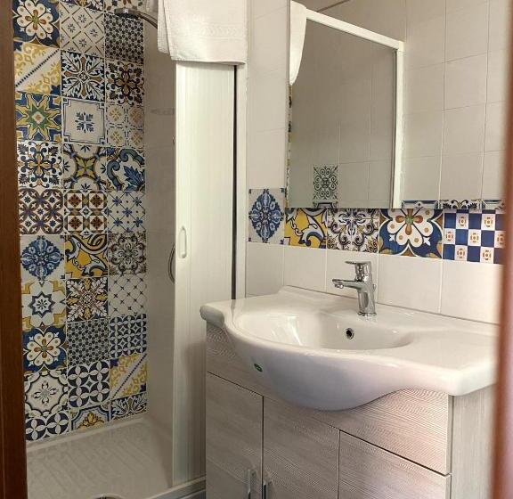 Четырехместный Номер Стандарт, B&b Kamaraton