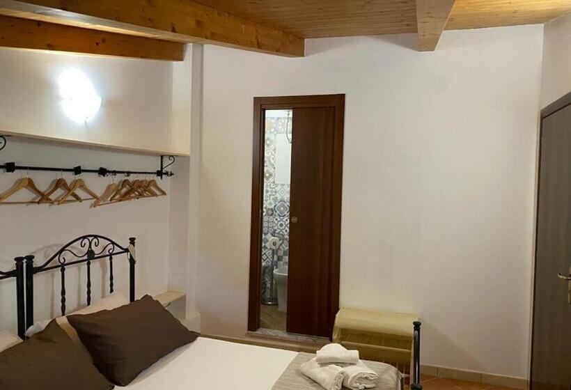 Номер Стандарт, B&b Kamaraton