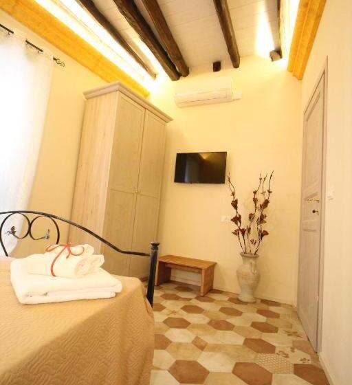 ４ベッドルームクラシックタイプ, Palazzo Campisi Rooms
