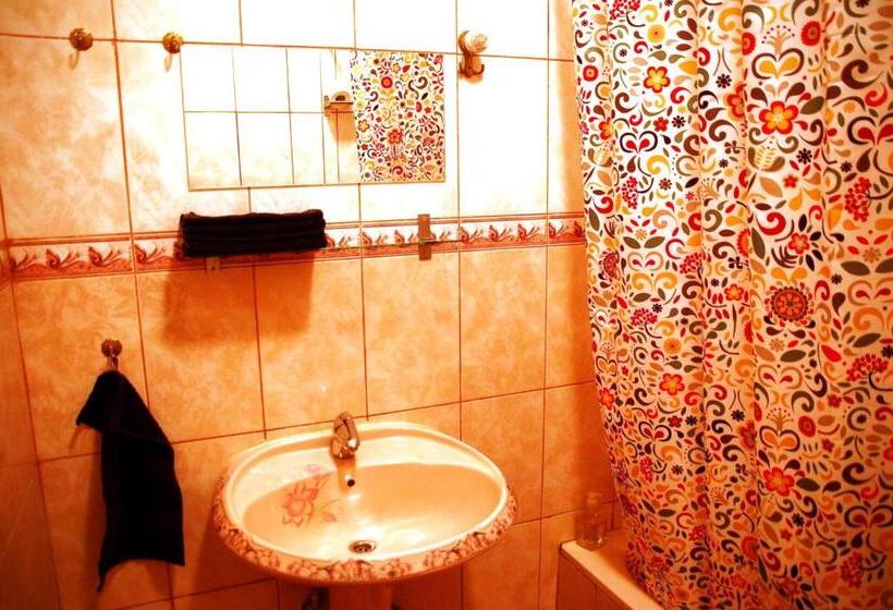 اتاق خانوادگی با چشم‌انداز کوه, B&b Petra Fig Tree Villa