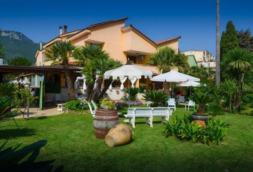 标准间, La Magnolia B&b