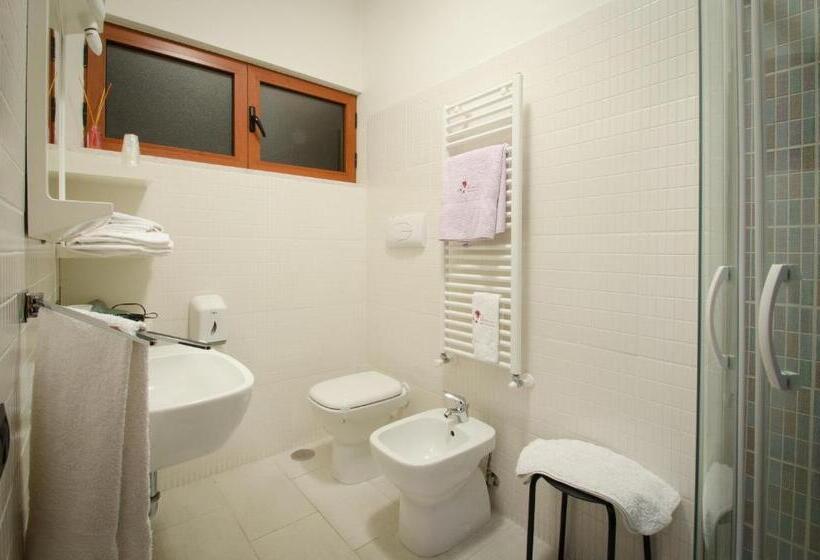 四人标准间, La Magnolia B&b