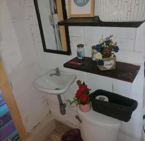 غرفة ديلوكس مطلّة علي البحر مزوَّدة بشُرفة, Posada Chikiluky Bar