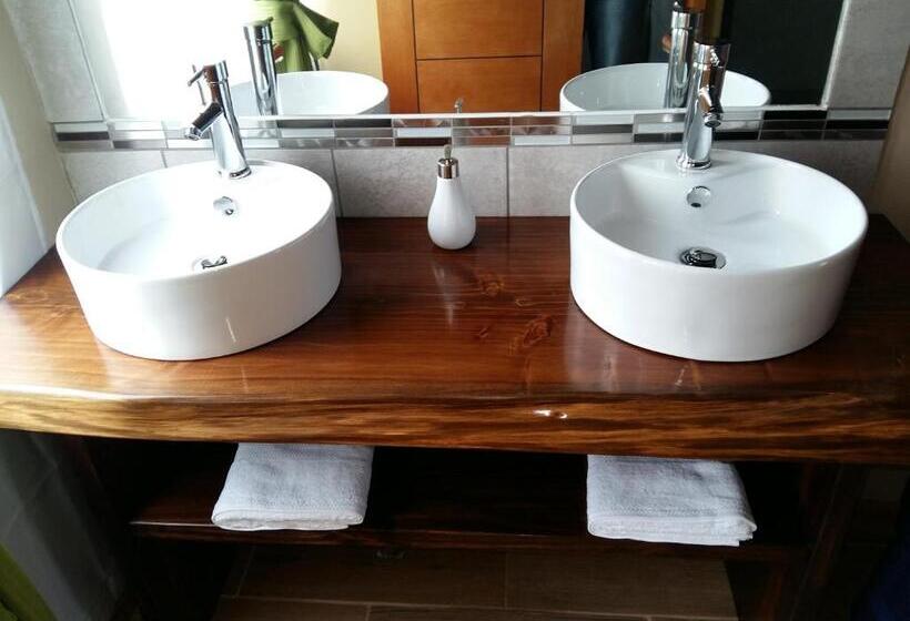 Полулюкс, Lodging Quirinal