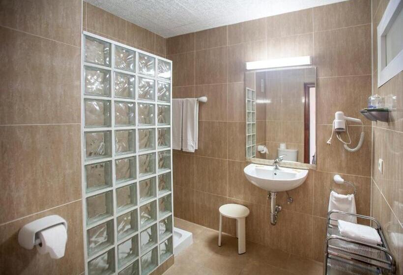 スタンダードスタジオ, Apartamentos La Jabega