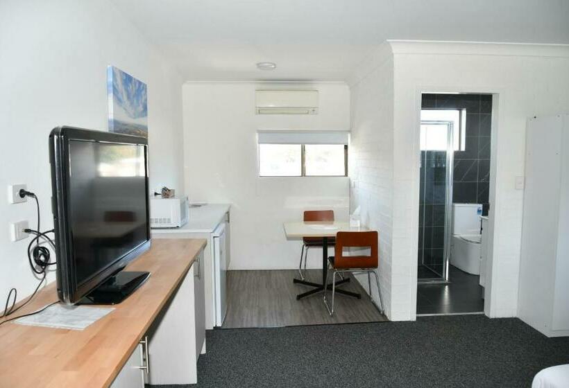 Семейный Номер с Койками, Lakeside Inn Wollongong