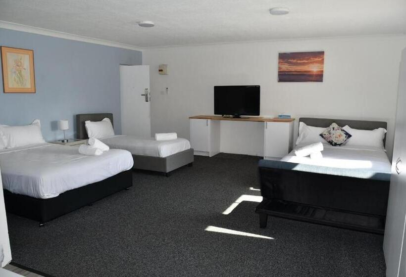 Семейный Номер, Lakeside Inn Wollongong