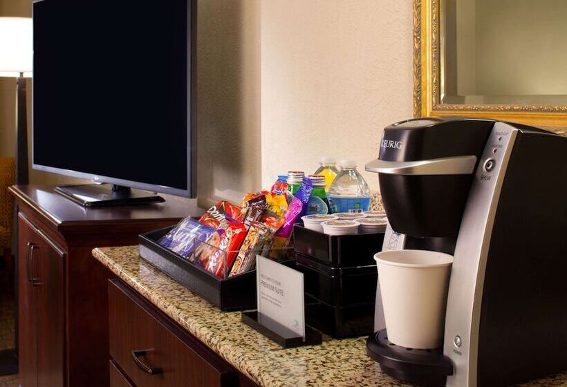 Люкс, Embassy Suites By Hilton Austin Arboretum