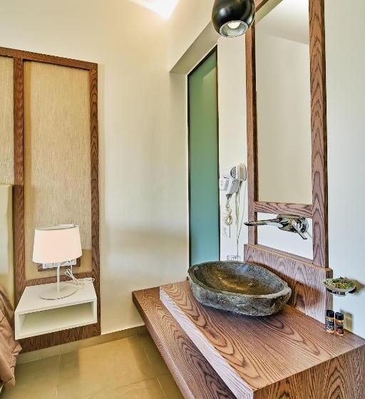 Номер Superior с Балконом, Eva Bay Hotel On The Beach   Adults Only