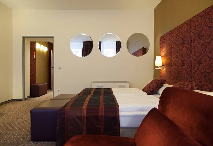 스탠다드 트리플 룸, Boutiquehotel Stadthalle