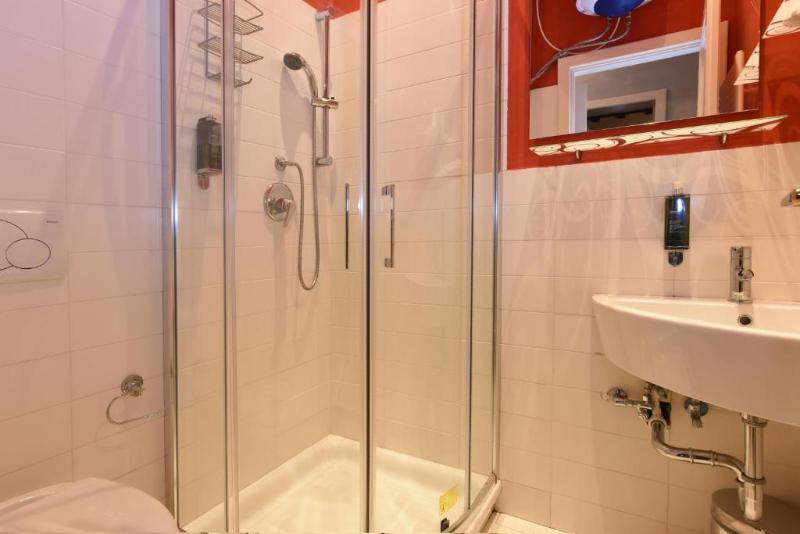 스위트, Comfort Suites Macaé