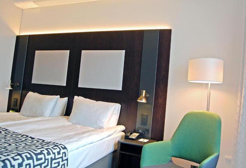 Номер Superior, Holiday Inn Helsinki West   Ruoholahti, An Ihg