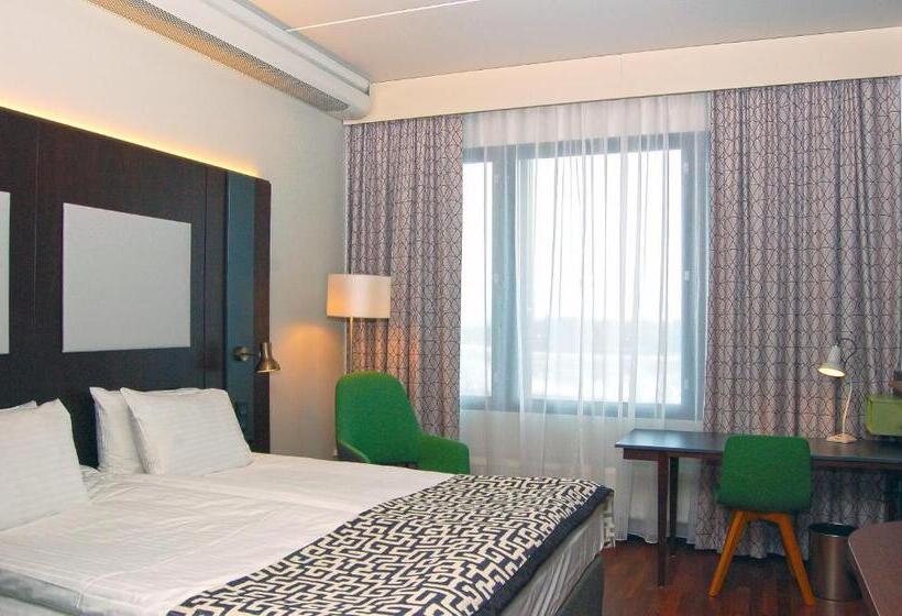 Номер Superior, Holiday Inn Helsinki West   Ruoholahti, An Ihg