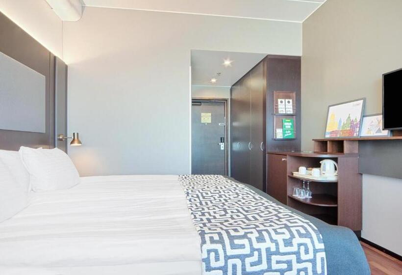 Стандартный Номер Кровать Кинг, Holiday Inn Helsinki West   Ruoholahti, An Ihg
