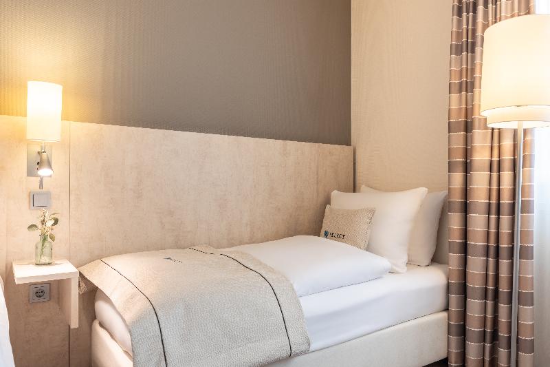 Номер Стандарт Трехместный, Select Hotel Mainz