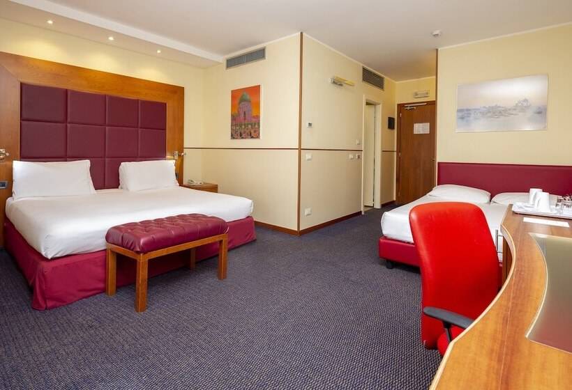스탠다드 룸, Crowne Plaza Venice East, An Ihg