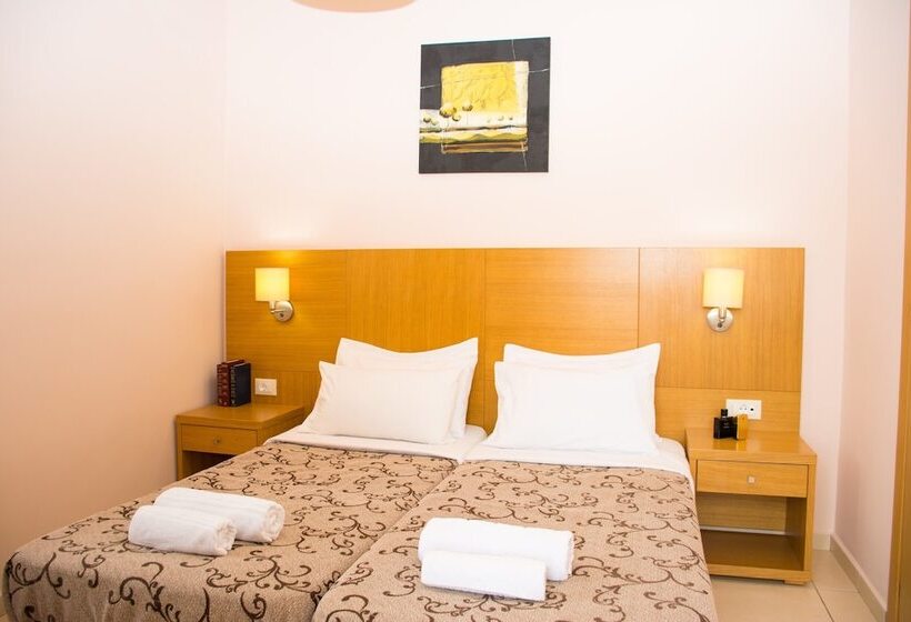스탠다드 스튜디오, Marigianna Apartments