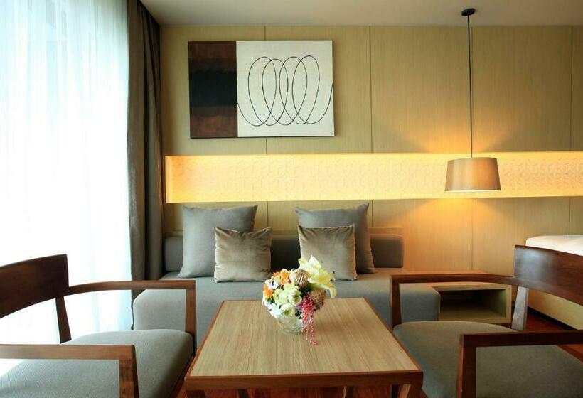 Номер Deluxe, Phuket Graceland Resort and Spa