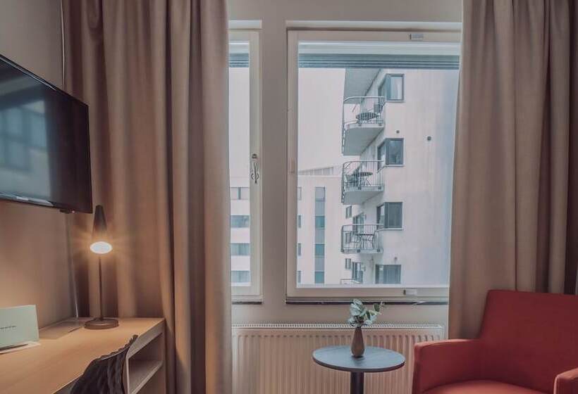اتاق استاندارد یک نفره, Clarion Collection Hotel Odin