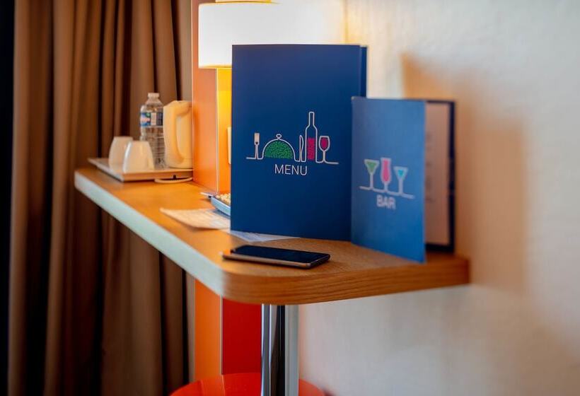 Номер Superior, Noemys Toulon La Valette   Hotel Restaurant Avec Piscine