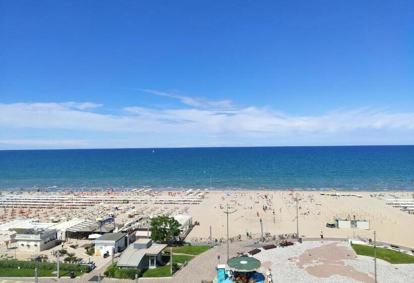 Номер Deluxe Вид на Море с Балконом, Baltic Riccione Fronte Mare