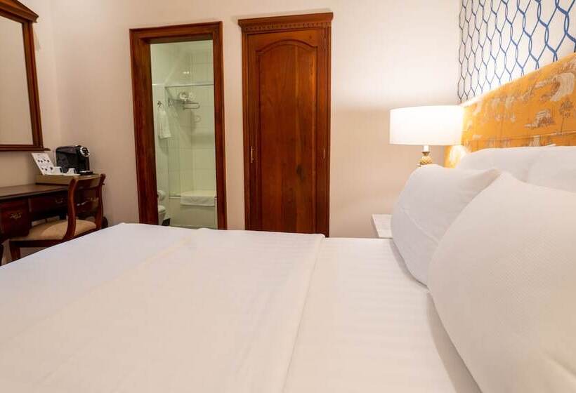 اتاق استاندارد یک نفره, Boutique Santa Lucia