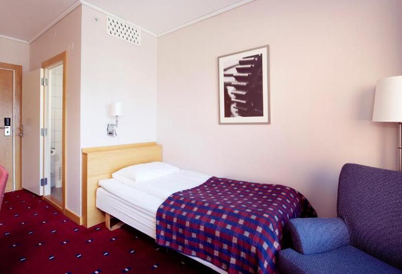 Номер Стандарт Индивидуальный, Clarion Collection Hotel Bryggeparken