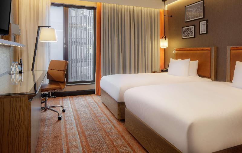 Номер Стандарт, Hilton London Tower Bridge