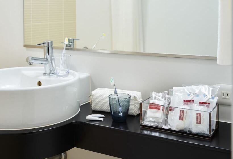 اتاق استاندارد برای معلولان, Mitsui Garden Hotel Shiodome Italia Gai   Tokyo