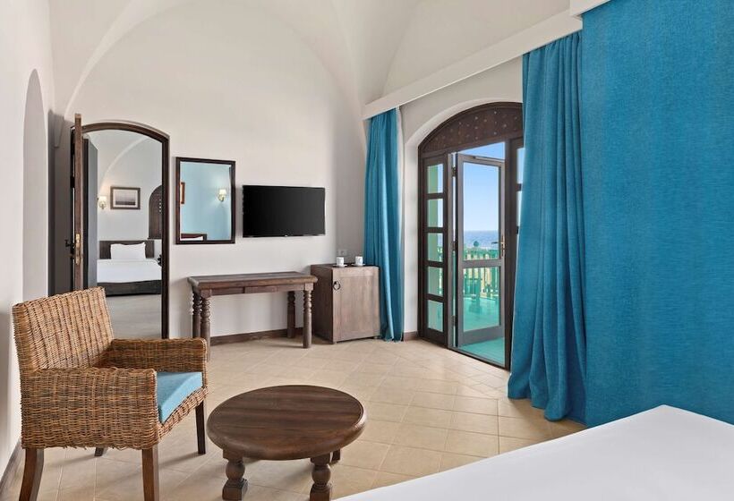 اتاق پرمیوم با چشم‌انداز دریا, Radisson Blu Resort El Quseir