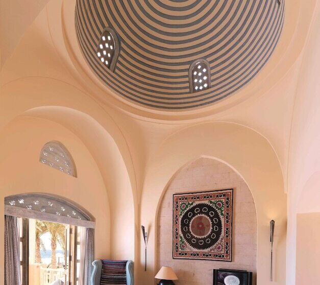 سوئیت پرزیدنت, Radisson Blu Resort El Quseir
