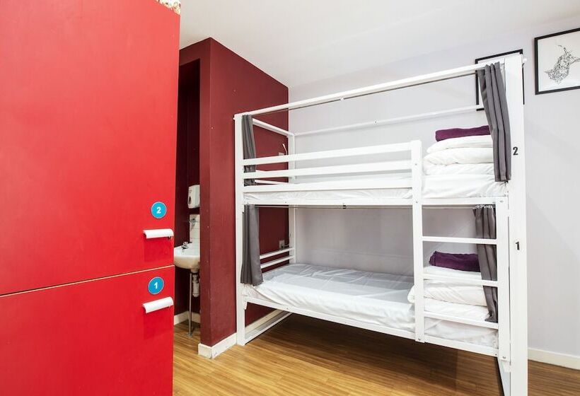 Кровать в Общей Комнате, a&o Edinburgh City