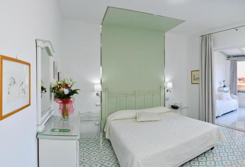 스탠다드 스튜디오, Residence Mendolita