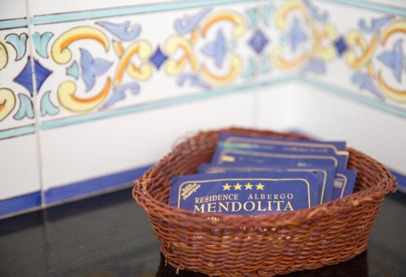 스탠다드 스튜디오, Residence Mendolita