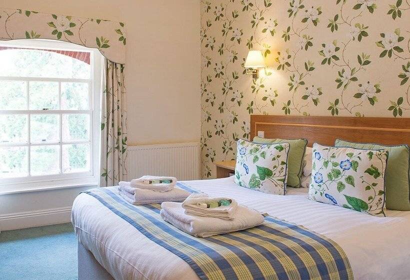 Семейный Номер, Bartley Lodge