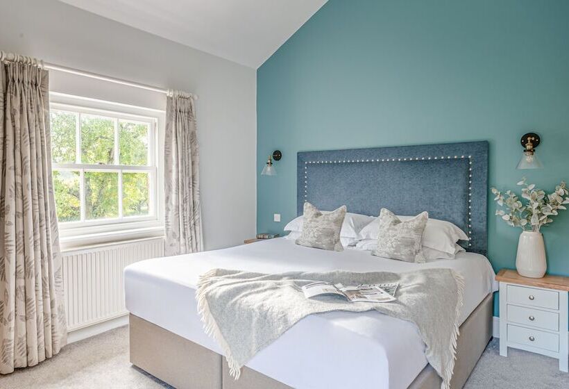 Номер Стандарт, Bartley Lodge