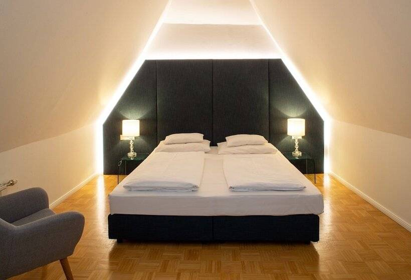 三人经典房间, Boutique Hotel Dom   Rooms & Suites