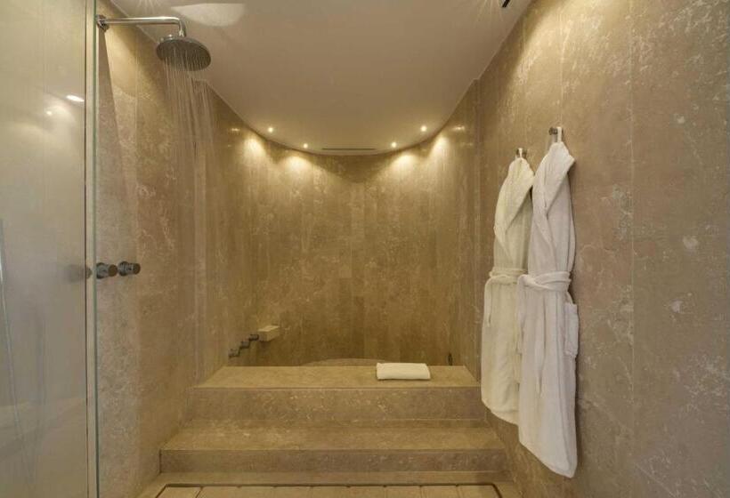 Люкс с Видом, Castello Di Velona Resort, Thermal Spa & Winery