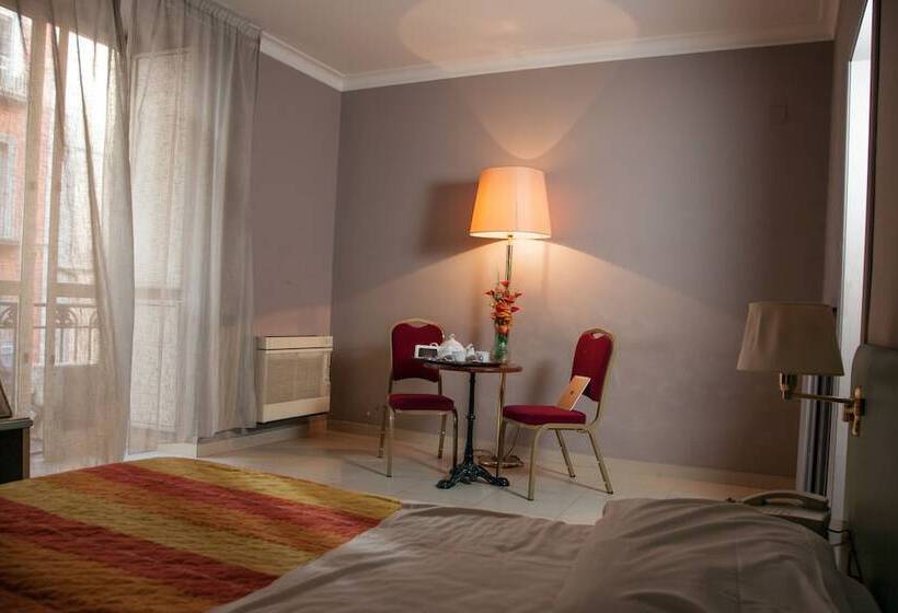 اتاق استاندارد, La Pace